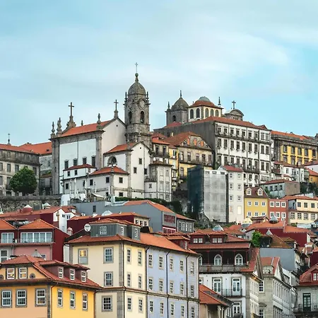 Charming Studio, Ideal For Smaller Groups Porto