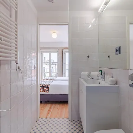 Appartement Charming Studio, Ideal For Smaller Groups Oporto