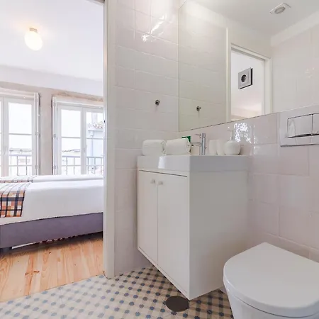 Apartment Charming Studio, Ideal For Smaller Groups Porto