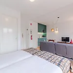 Διαμέρισμα Charming Studio, Ideal For Smaller Groups *