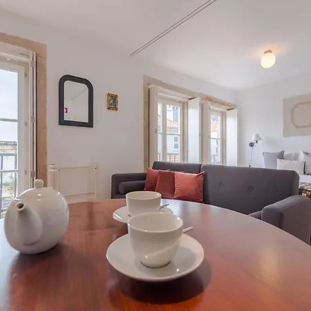 Charming Studio, Ideal For Smaller Groups