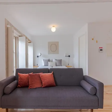 Charming Studio, Ideal For Smaller Groups Апартаменты Порту